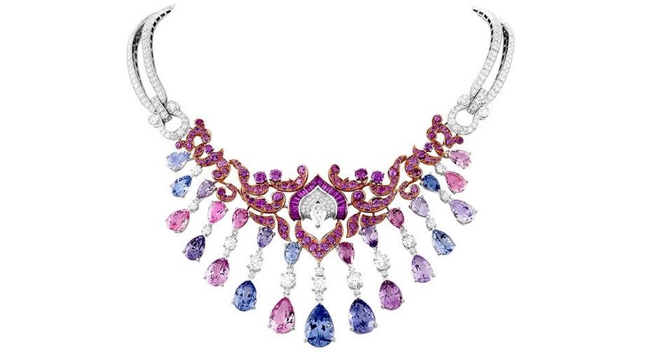 Van Cleef & Arpels "Enchanteur" necklace