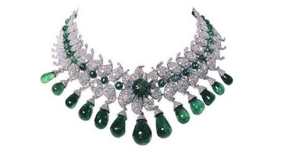 Van Cleef & Arpels Emerald and Diamond Necklace