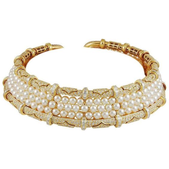 "Bulgari Diamond and Pearl Choker Necklace 18k yellow gold choker necklace, set with brilliant-cut diamond and 3-row pearl, signed Bulgari.diamond – approx. 36 cts. Circa 1980s" 